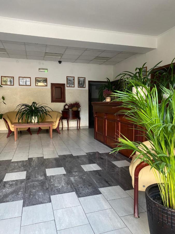 Kadar Locanda *